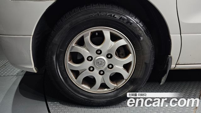 Hyundai Starex 2012 — photo 5