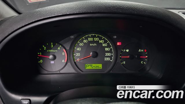 Hyundai Starex 2012 — photo 11