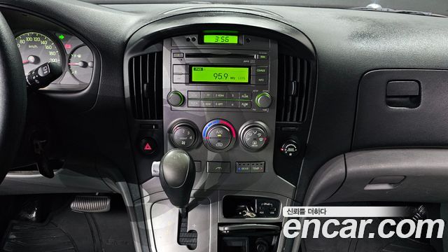 Hyundai Starex 2012 — photo 20