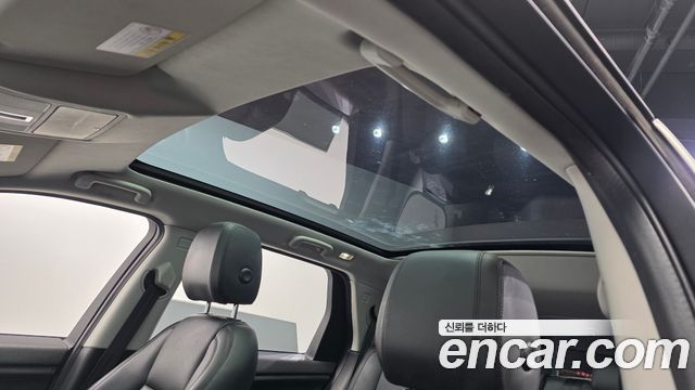 Land Rover Discovery Sport 2017 — photo 19
