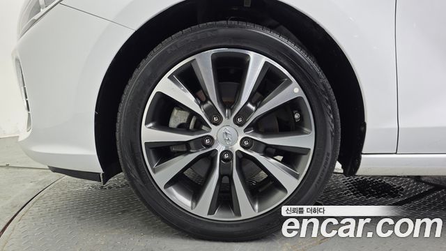 Hyundai i30 2018 — photo 5