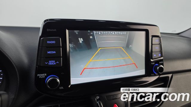 Hyundai i30 2018 — photo 21