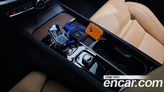 Volvo V60 2025 — photo 12
