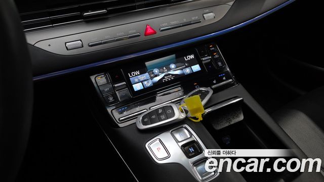 Hyundai Grandeur 2022 — photo 12