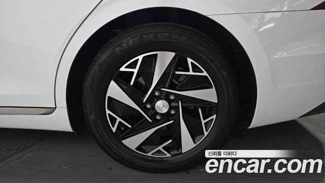 Hyundai Grandeur 2022 — photo 7