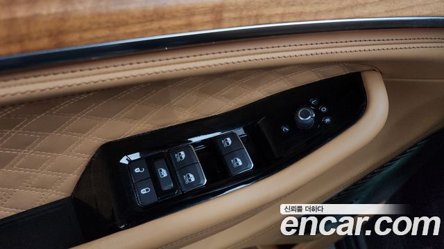 Jeep Cherokee 2021 — photo 28