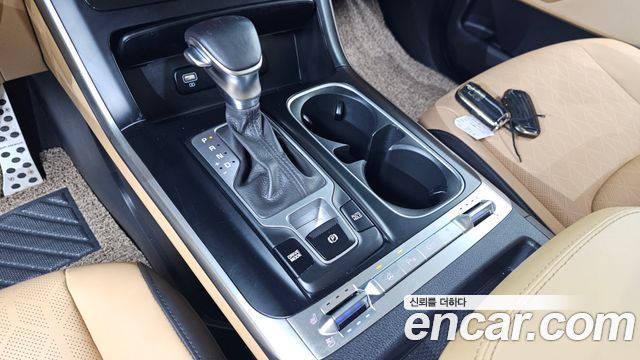 Kia Canival 2021 — photo 9
