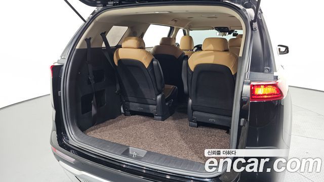 Kia Canival 2021 — photo 20