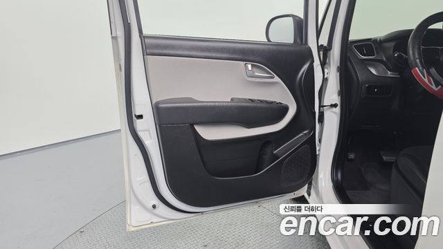 Kia RAY 2022 — photo 14