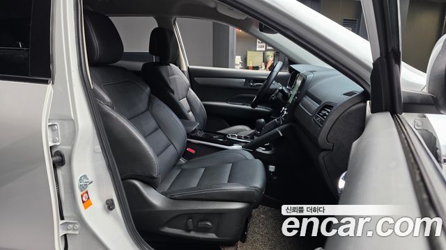 Renault Korea QM6 2021 — photo 11