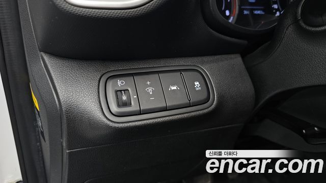 Hyundai Venue 2020 — photo 17