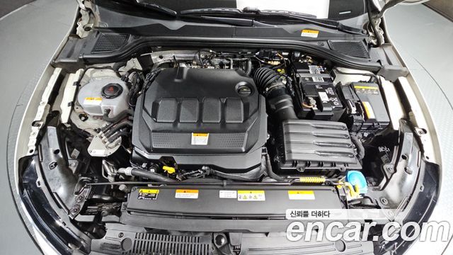 Volkswagen Golf 2022 — photo 6
