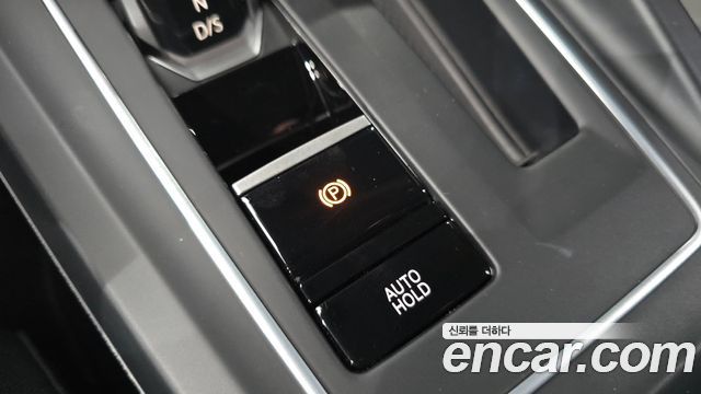 Volkswagen Golf 2022 — photo 24
