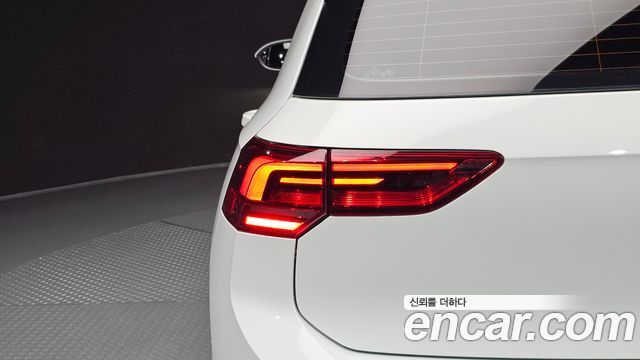 Volkswagen Golf 2022 — photo 9