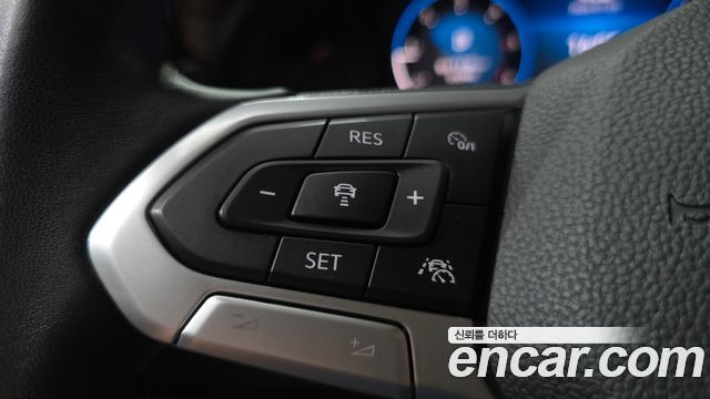 Volkswagen Golf 2022 — photo 29