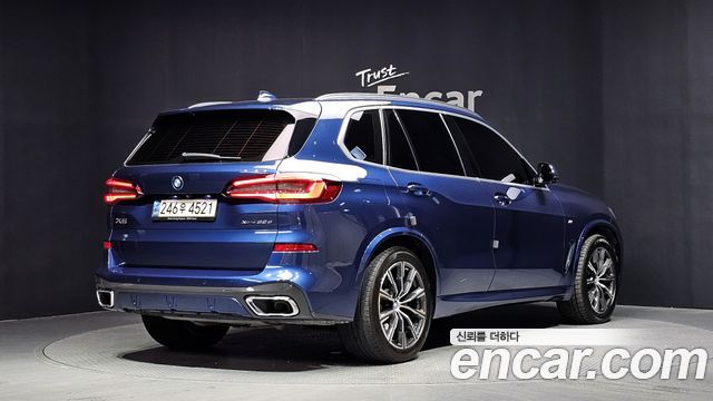 BMW X5 2021 — photo 2