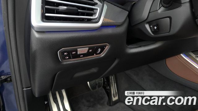 BMW X5 2021 — photo 17