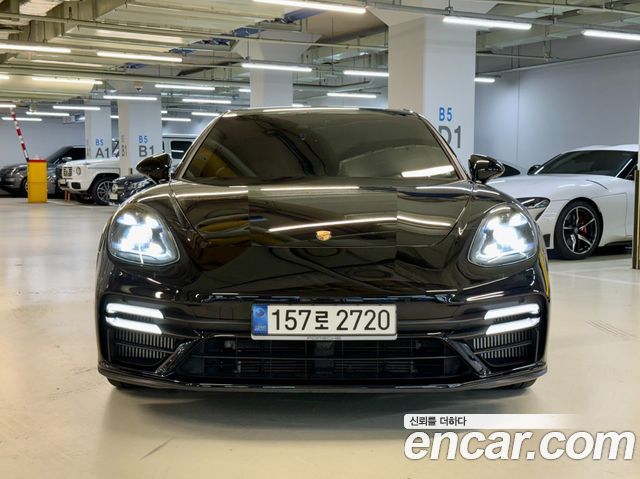 Porsche Panamera 2021 — photo 2