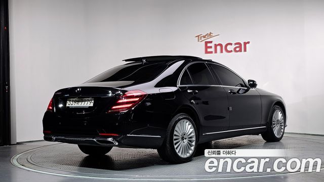 Mercedes-Benz S-Class 2019 — photo 2