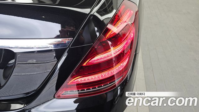 Mercedes-Benz S-Class 2019 — photo 9