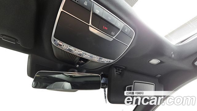 Mercedes-Benz S-Class 2019 — photo 27