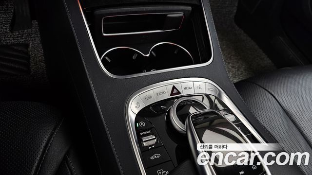 Mercedes-Benz S-Class 2019 — photo 33
