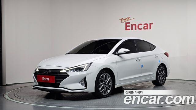 Hyundai AVANTE 2019 — photo 1