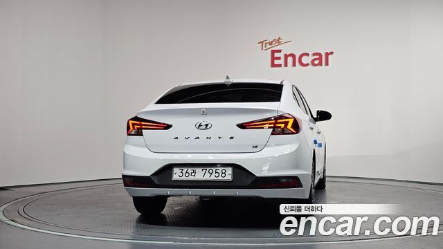 Hyundai AVANTE 2019 — photo 4