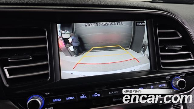 Hyundai AVANTE 2019 — photo 15