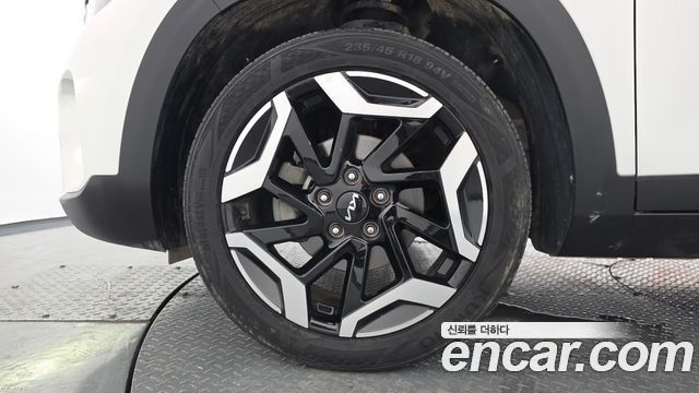 Kia Seltos 2023 — photo 5