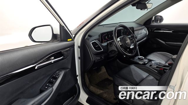 Kia Seltos 2023 — photo 13