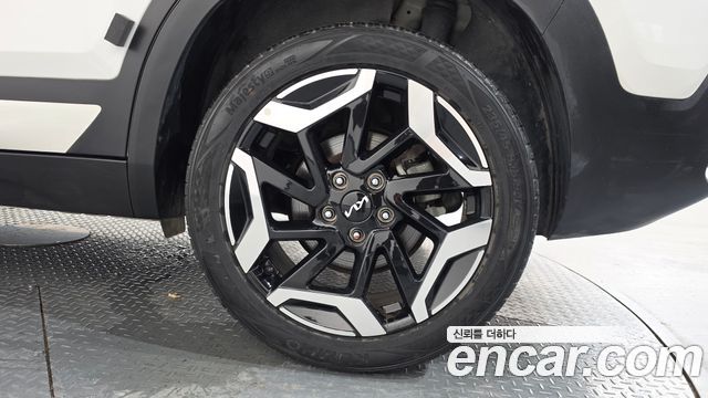 Kia Seltos 2023 — photo 7