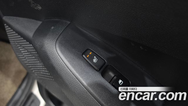 Kia Seltos 2023 — photo 30