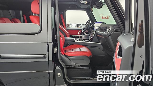 Mercedes-Benz G-Class 2023 — photo 16