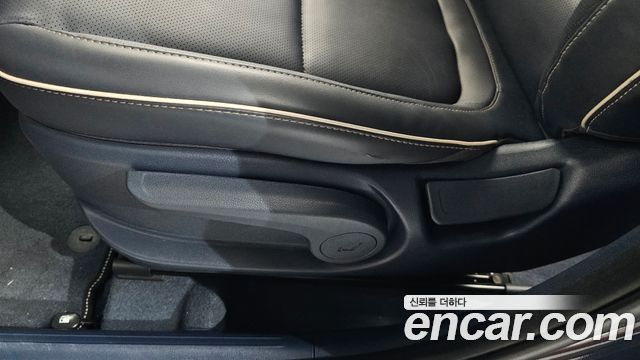 Hyundai Venue 2024 — photo 31