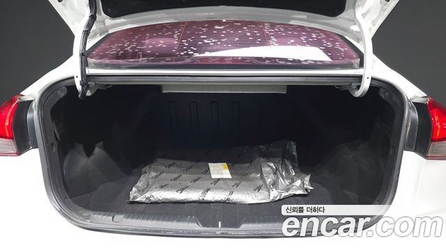 Kia K3 2016 — photo 20