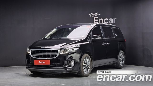 Kia Canival 2016 — photo 1