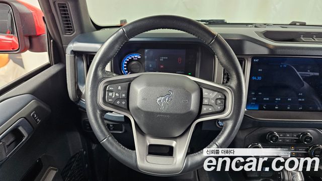 Ford Bronco 2023 — photo 19