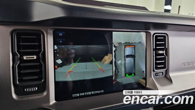 Ford Bronco 2023 — photo 21