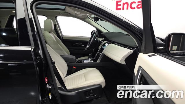 Land Rover Discovery Sport 2020 — photo 11