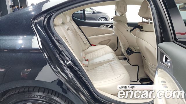 Genesis G70 2022 — photo 12
