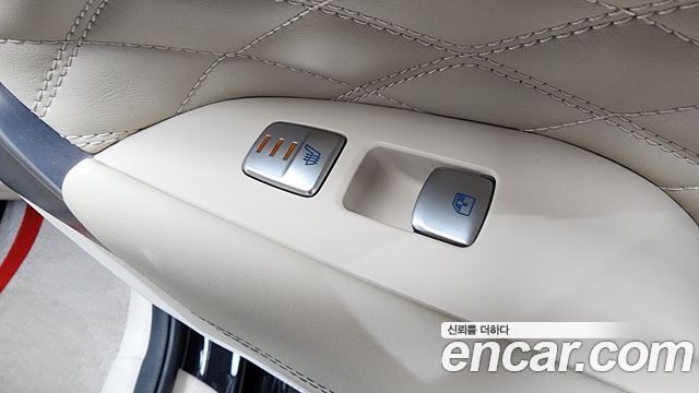 Genesis G70 2022 — photo 18