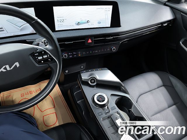 Kia EV6 2022 — photo 11