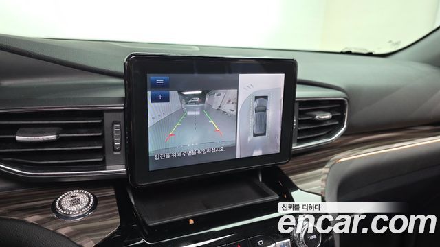 Ford Explorer 2022 — photo 19