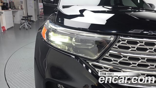 Ford Explorer 2022 — photo 8