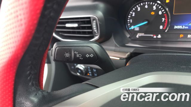 Ford Explorer 2022 — photo 28