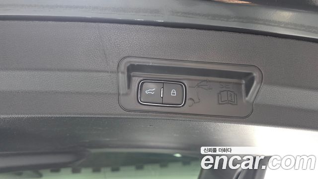 Ford Explorer 2022 — photo 30