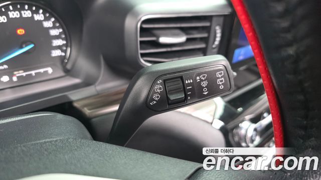 Ford Explorer 2022 — photo 31