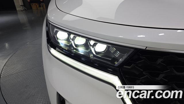 Kia Sorento 2022 — photo 8