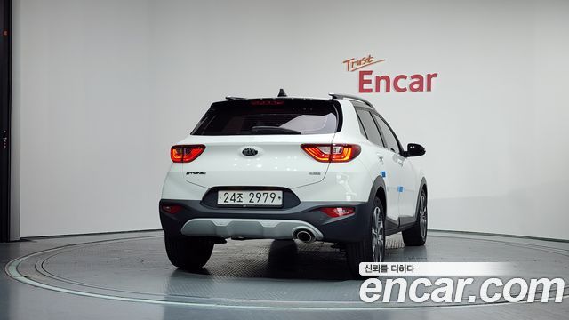 Kia Stonic 2019 — photo 4